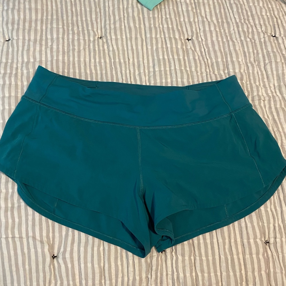 Lululemon 2.5inch shorts